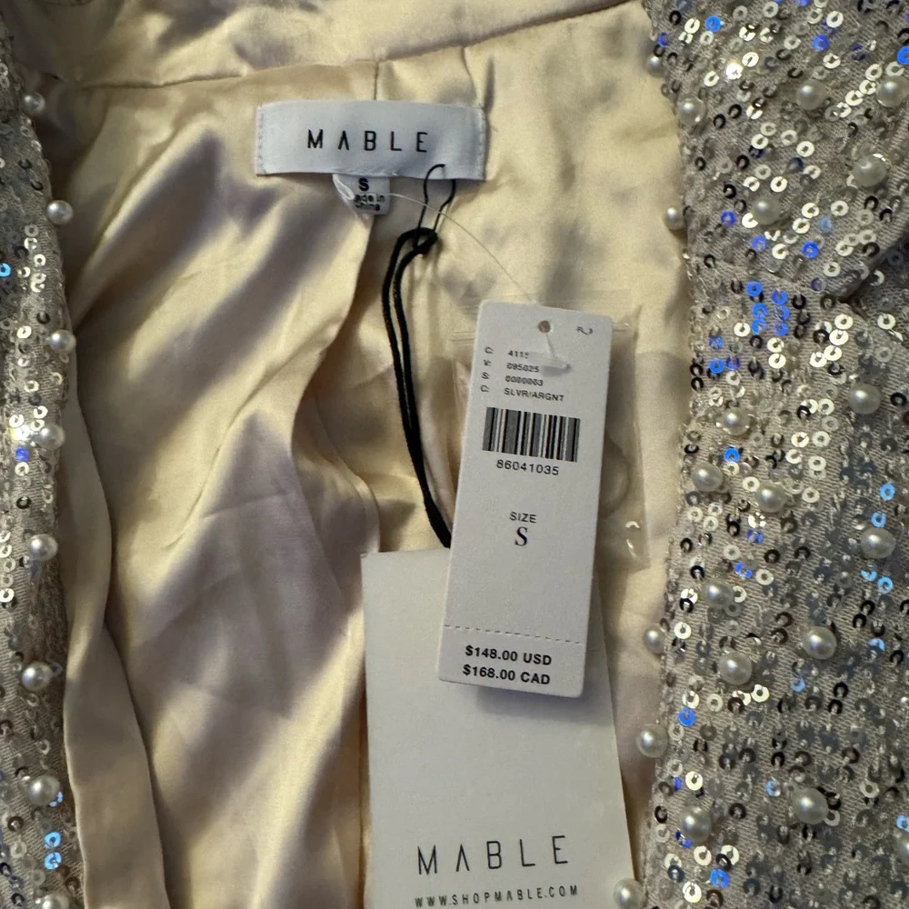 Anthropologie Sequin and Pearl Blazer - Picture 3 of 3